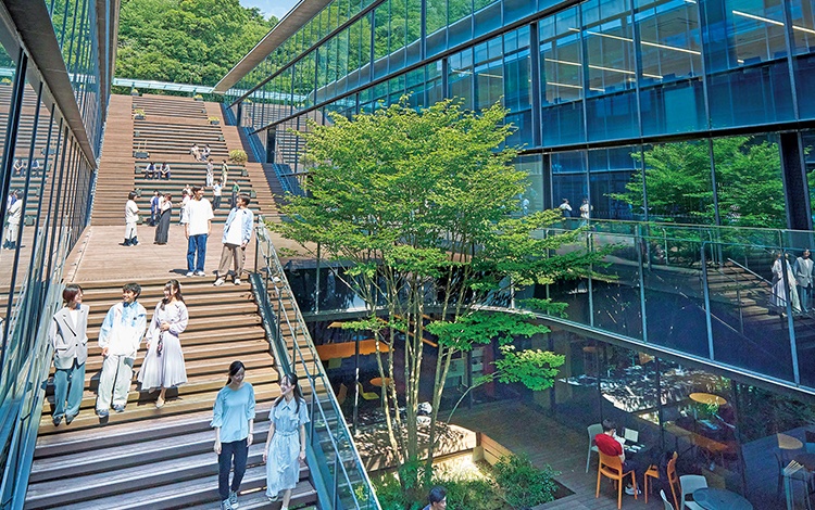京都産業大学